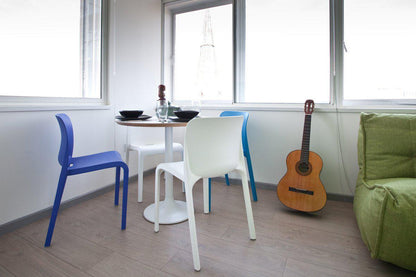 Pop Side Chair