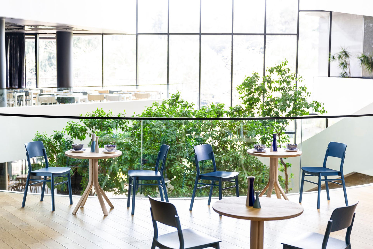 Pop Side Chair-Contract Furniture Store for hospitality, leisure & commercial projects