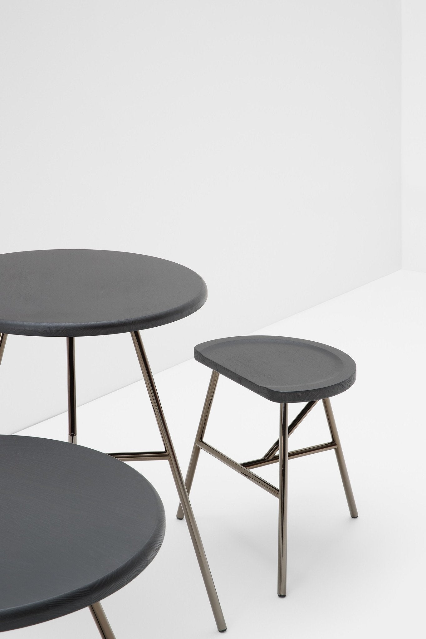 Puccio 713 Low Stool