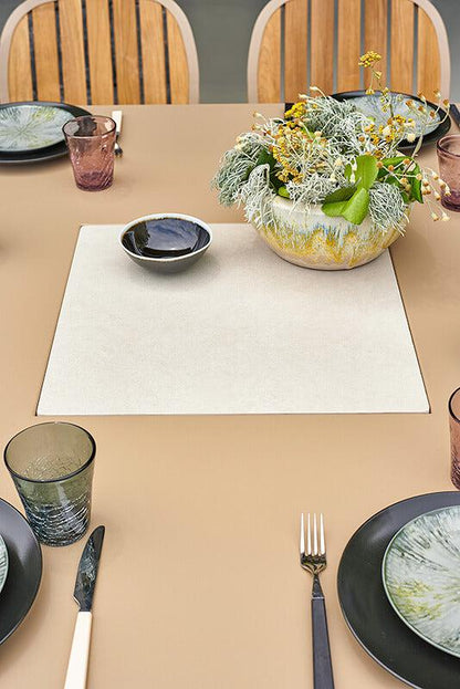 Quadro 1038 Dining Table-Contract Furniture Store for hospitality, leisure & commercial projects