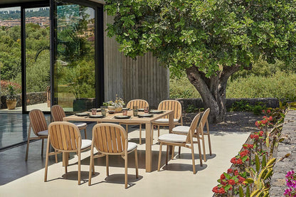 Quadro 1038 Dining Table-Contract Furniture Store for hospitality, leisure & commercial projects