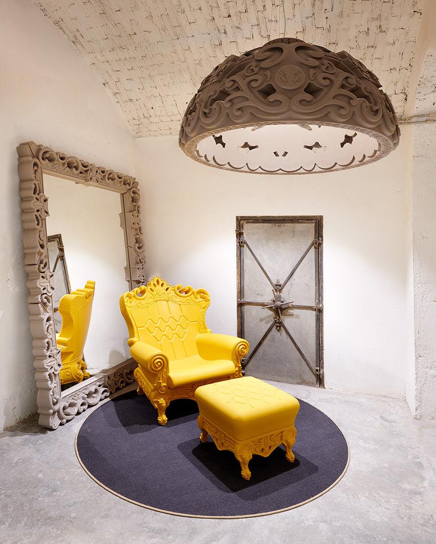 Queen Of Love Armchair