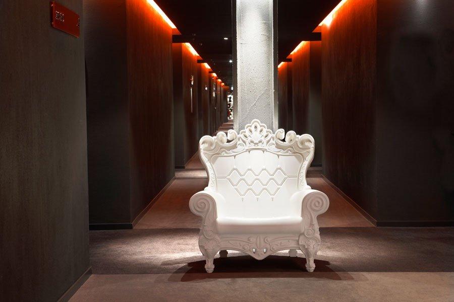 Queen Of Love Armchair
