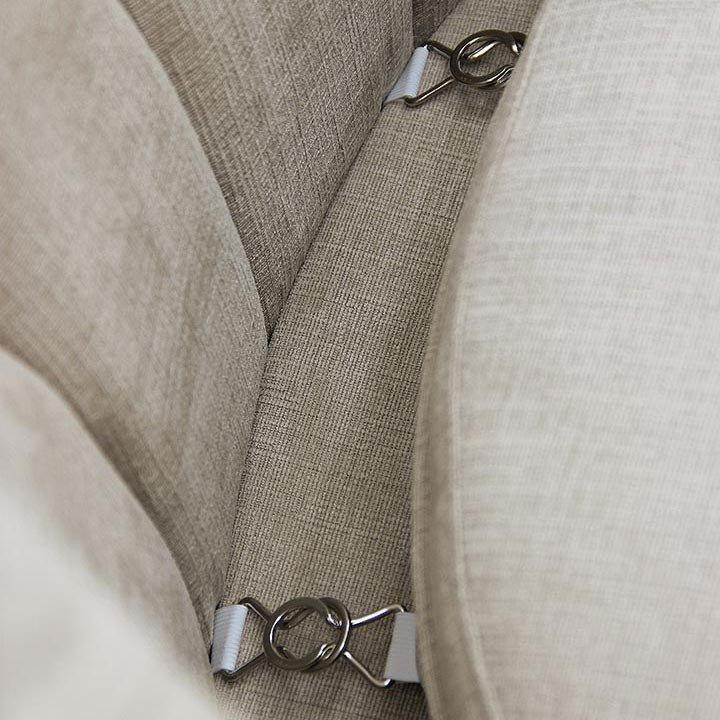 Queen Wing Lounge Chair