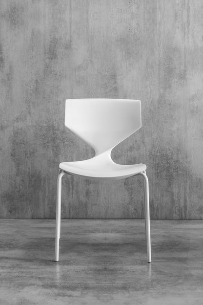Quo 910 Side Chair