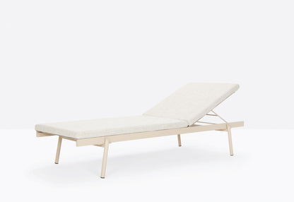 Rail Lounger-Contract Furniture Store for hospitality, leisure & commercial projects