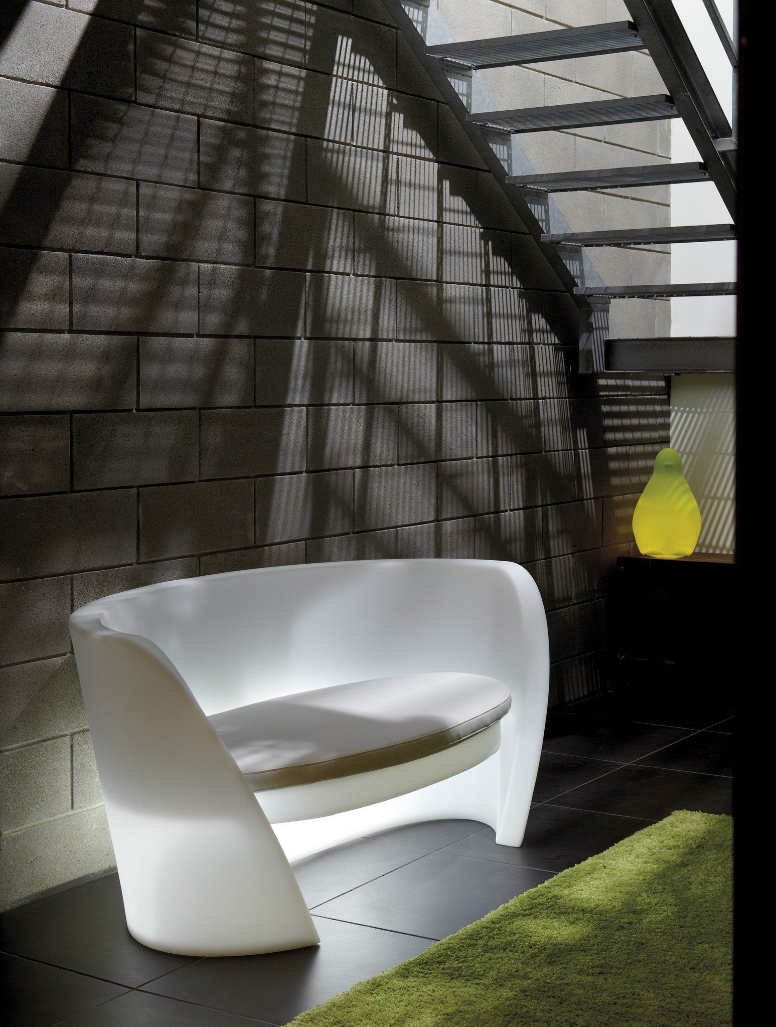 Rap Sofa-Contract Furniture Store for hospitality, leisure & commercial projects