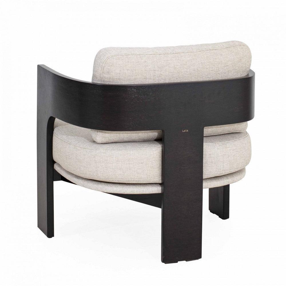 Regard Lounge Chair