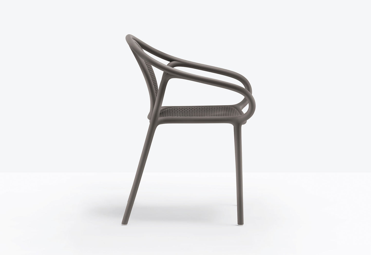 Remind 3735 Armchair-Contract Furniture Store for hospitality, leisure & commercial projects