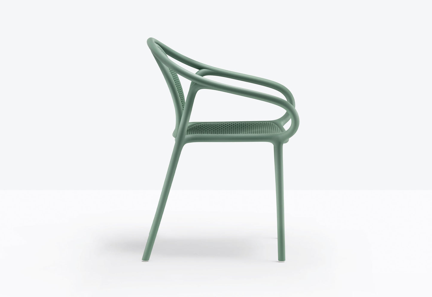 Remind 3735 Armchair-Contract Furniture Store for hospitality, leisure & commercial projects