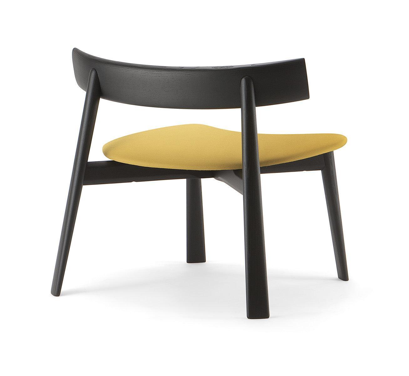 Remo 2203 Lounge Chair