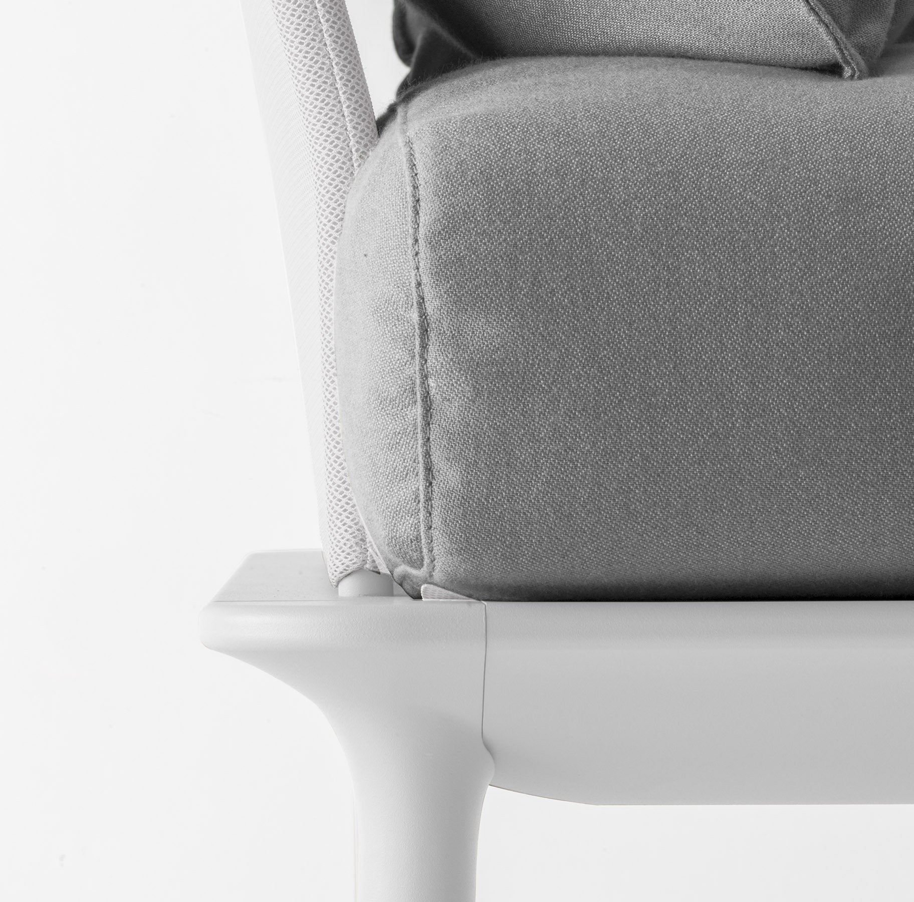 Reva Lounge Chair