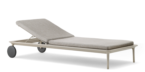 Reva Lounger