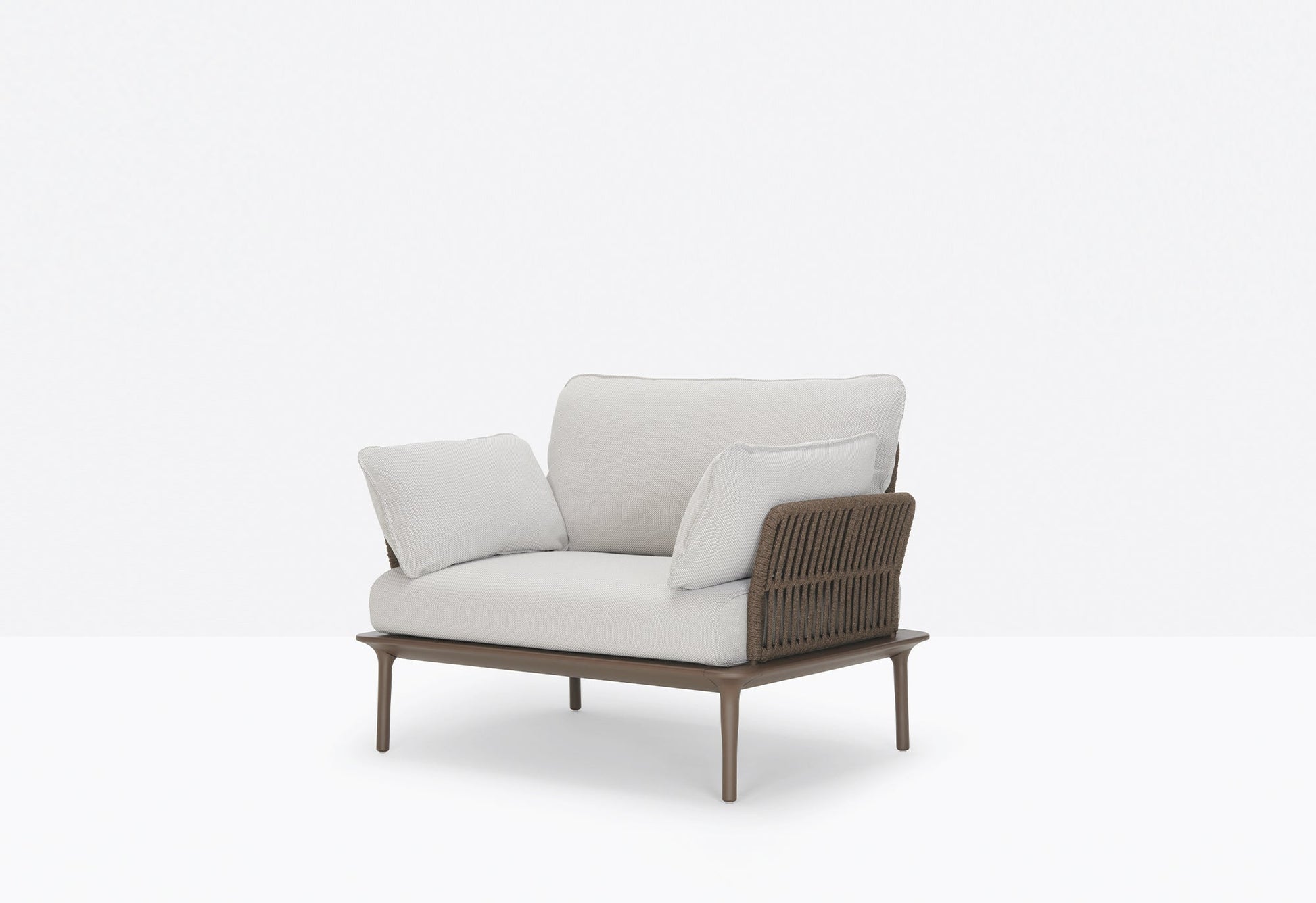 Reva Twist Lounge Chair