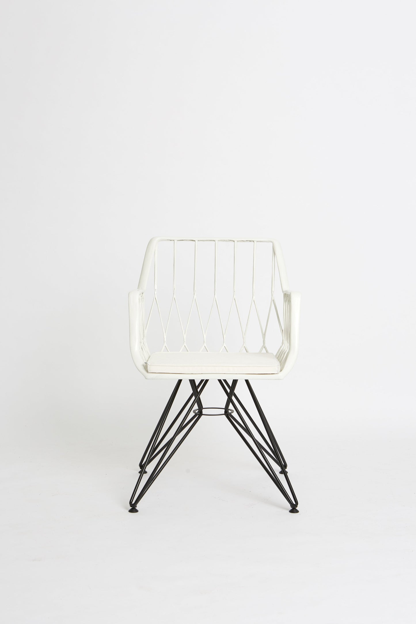 Rhombus 105 Armchair-Contract Furniture Store for hospitality, leisure & commercial projects