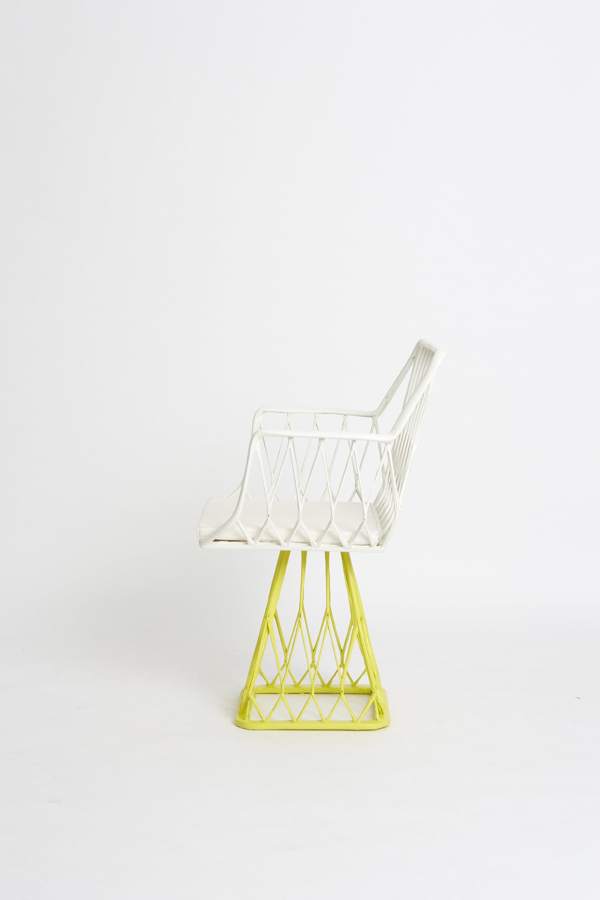 Rhombus 105 Armchair-Contract Furniture Store for hospitality, leisure & commercial projects