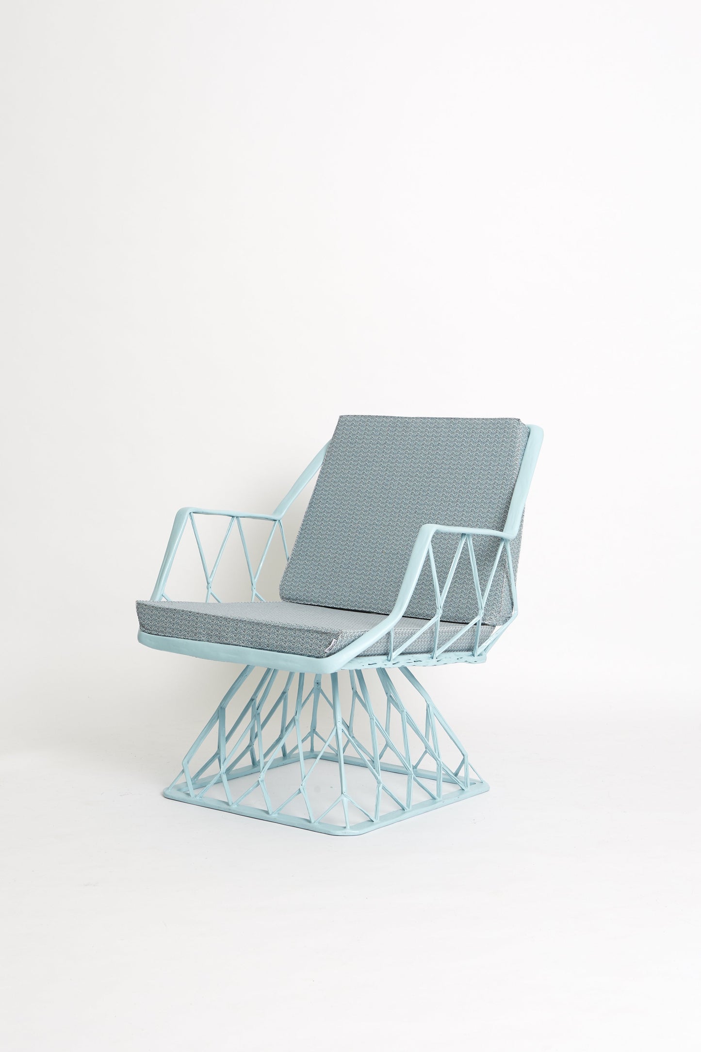 Rhombus 106 Lounge Chair