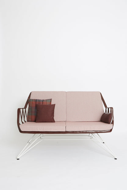 Rhombus 107c Sofa