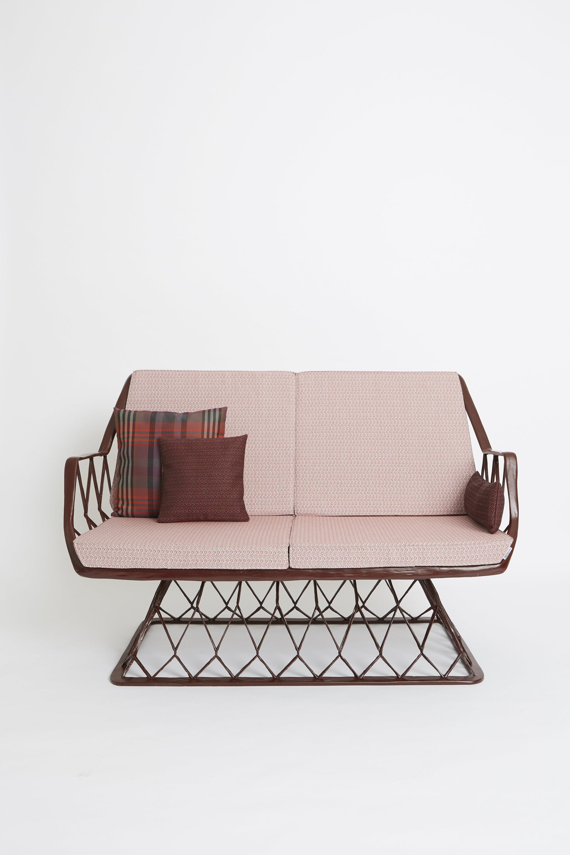 Rhombus 107c Sofa