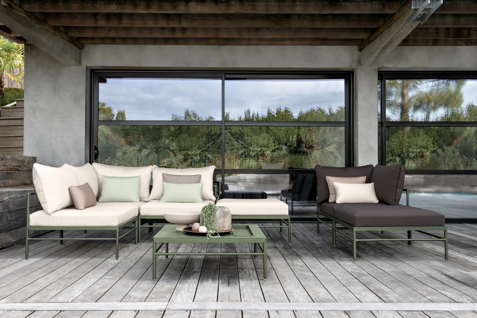 Rivage 9403 Low Chair