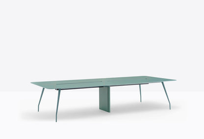 Rizz Workstation-Contract Furniture Store for hospitality, leisure & commercial projects