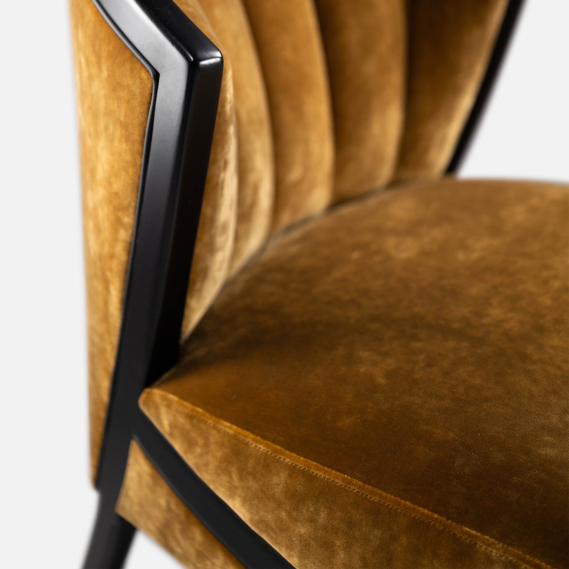 Robin Lounge Chair-Contract Furniture Store for hospitality, leisure & commercial projects
