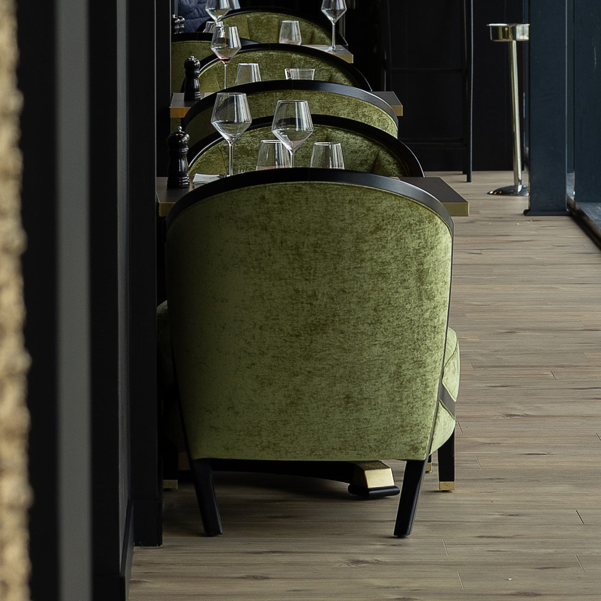 Robin Lounge Chair-Contract Furniture Store for hospitality, leisure & commercial projects