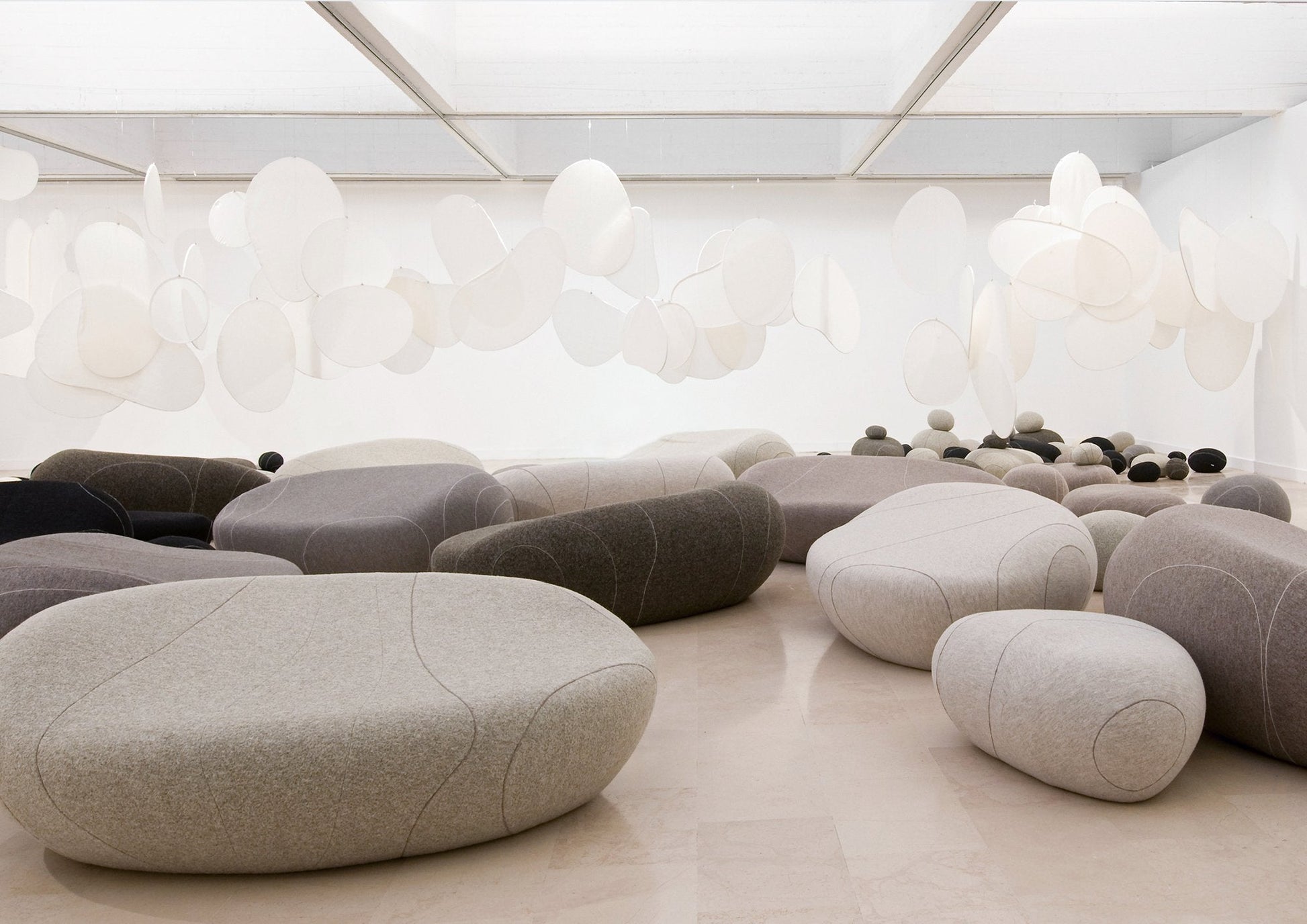 Rosa Néolivingstone Seat-Contract Furniture Store for hospitality, leisure & commercial projects