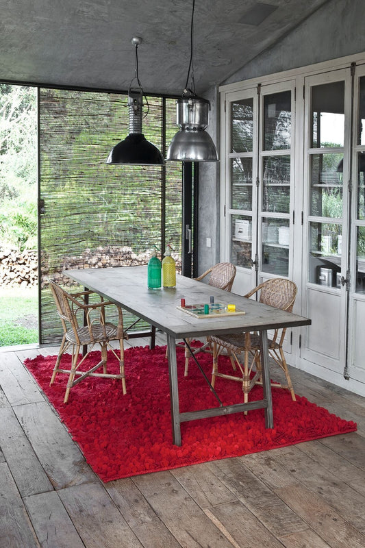 Roses Red Rug-Contract Furniture Store for hospitality, leisure & commercial projects