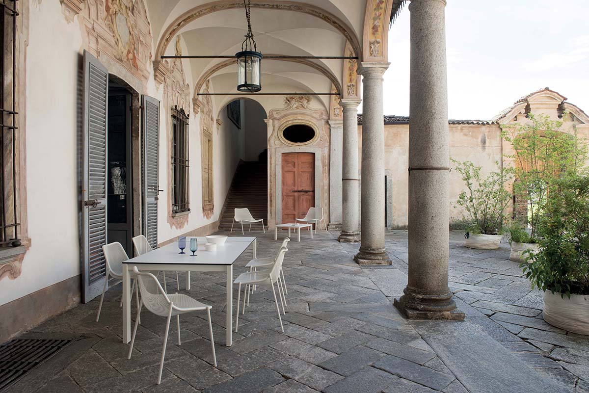 Round 465 Side Chair-Contract Furniture Store for hospitality, leisure & commercial projects