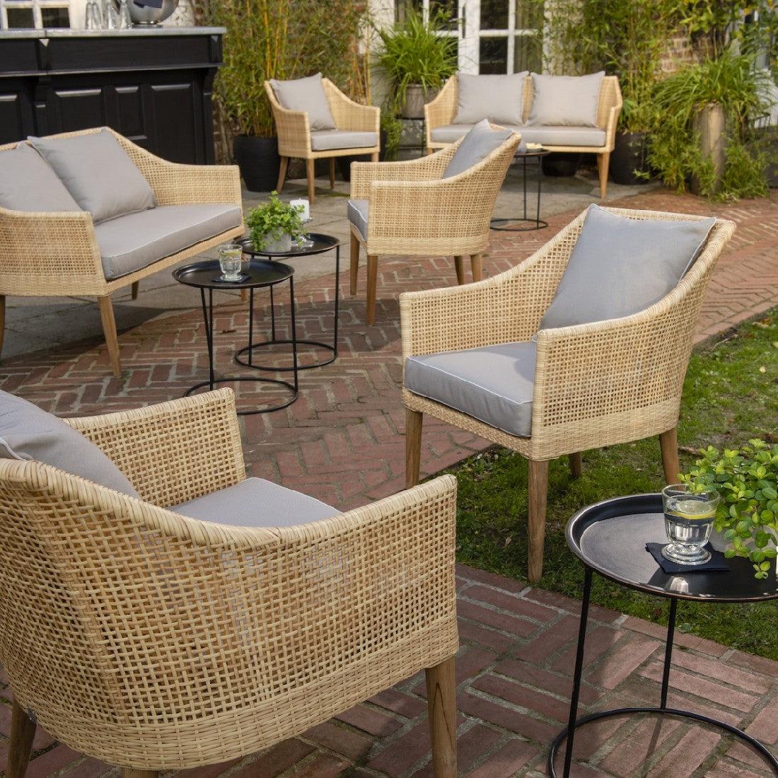 Sao Paolo Outdoor Armchair-Contract Furniture Store for hospitality, leisure & commercial projects