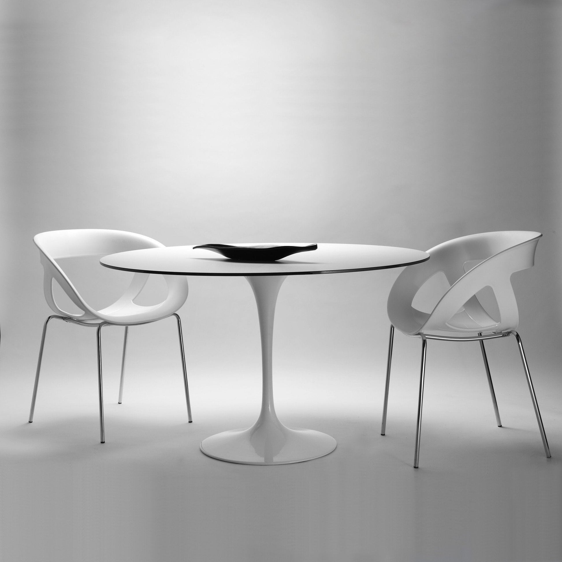 Saturno Dining Table