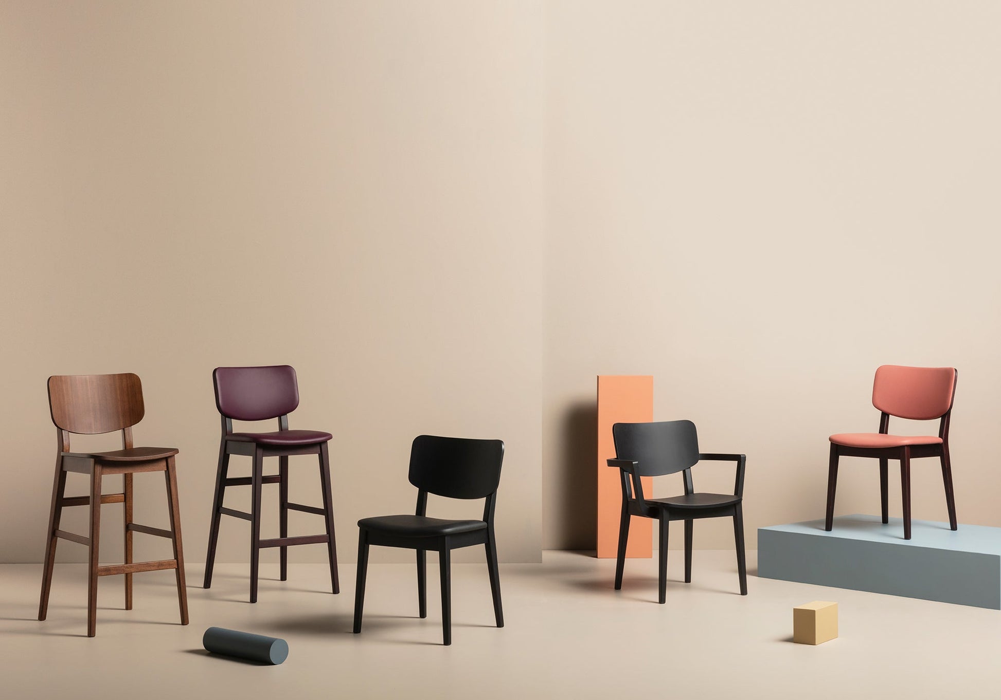 Seeli 1.01/03/04.0 Side Chair-Contract Furniture Store for hospitality, leisure & commercial projects