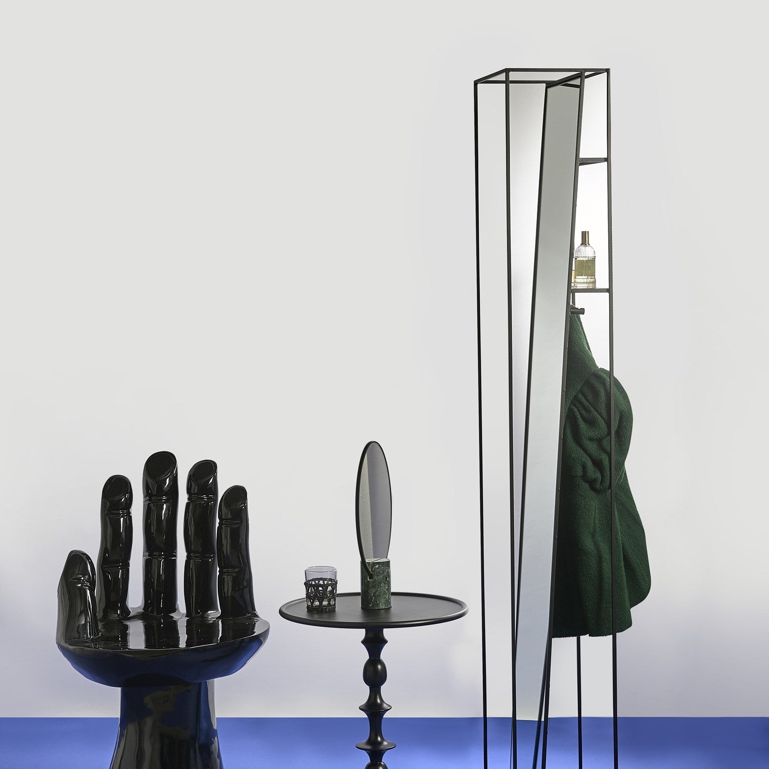 Selfie Dressing Mirror-Contract Furniture Store for hospitality, leisure & commercial projects