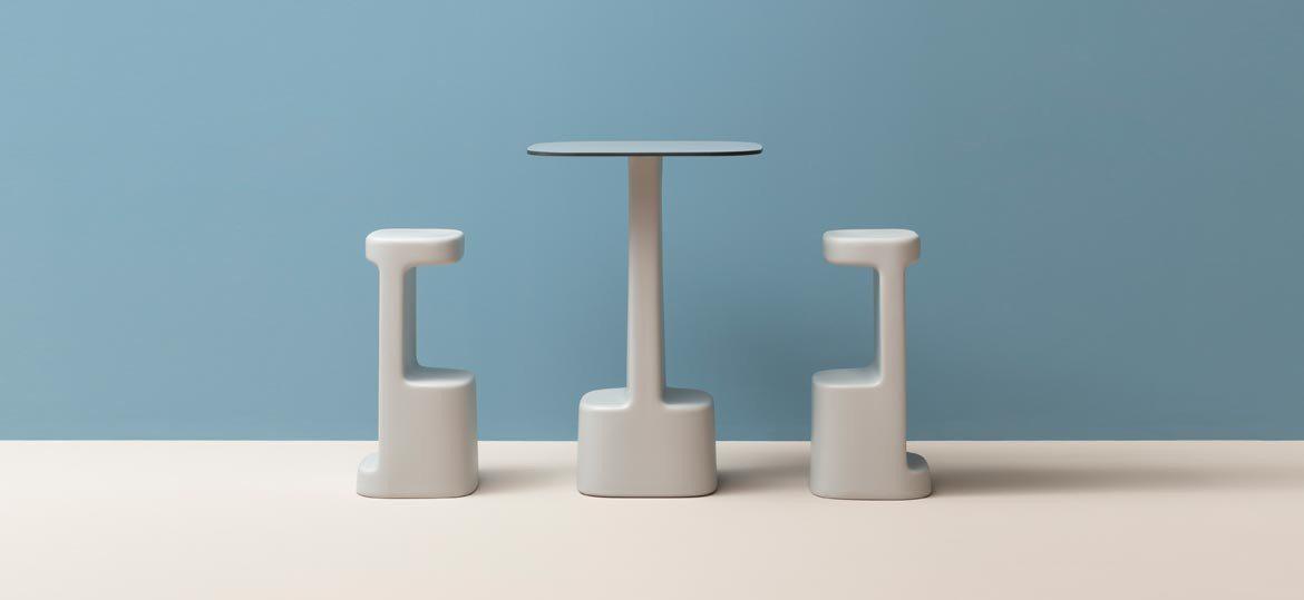 Serif 861 Poseur Table