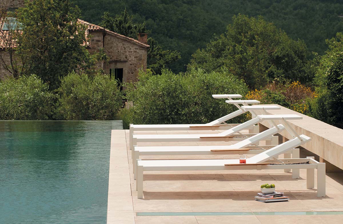 Shine 295 Lounger
