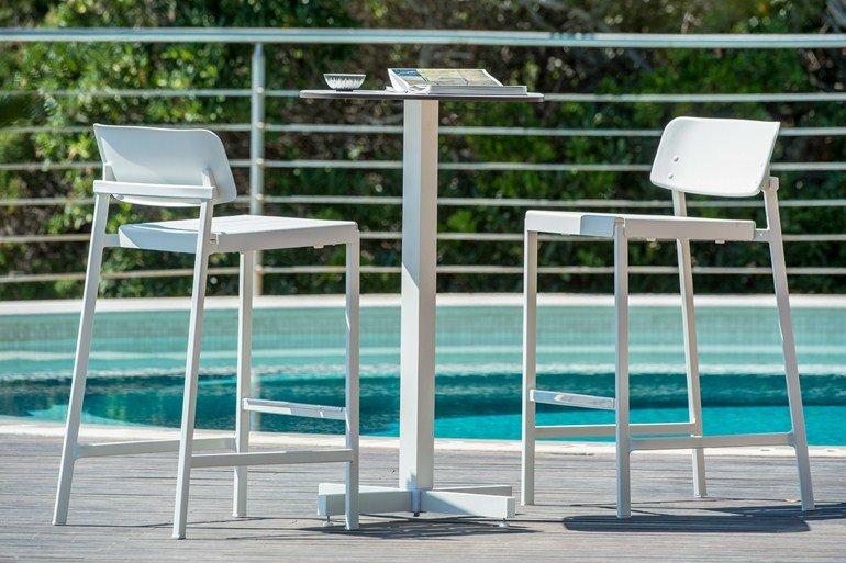 Shine Poseur Table
