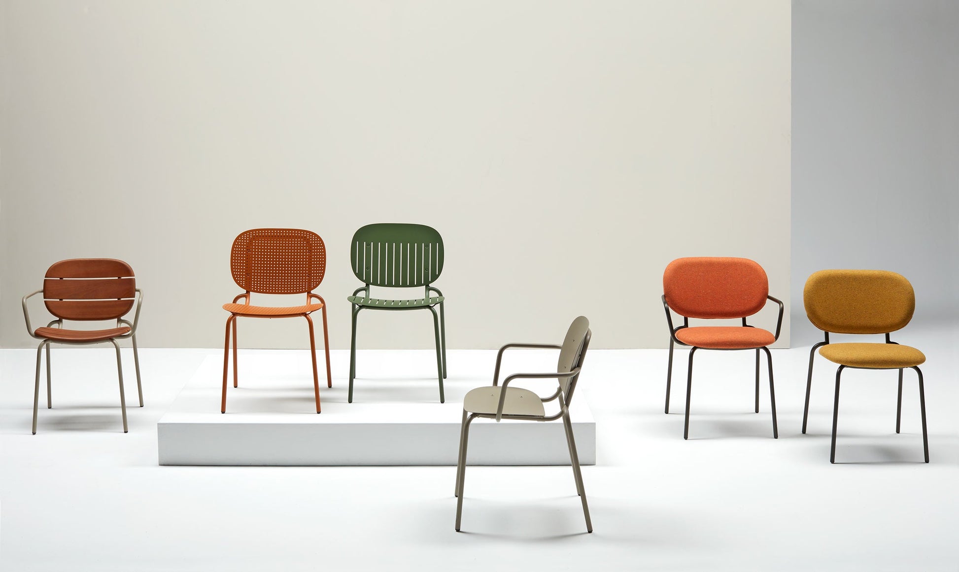 Si-Si Dots Side Chair-Contract Furniture Store for hospitality, leisure & commercial projects