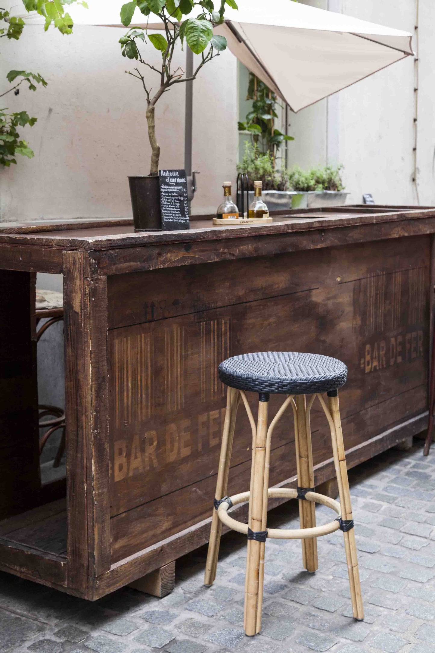 Simone High Stool