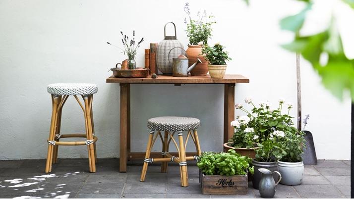 Simone High Stool