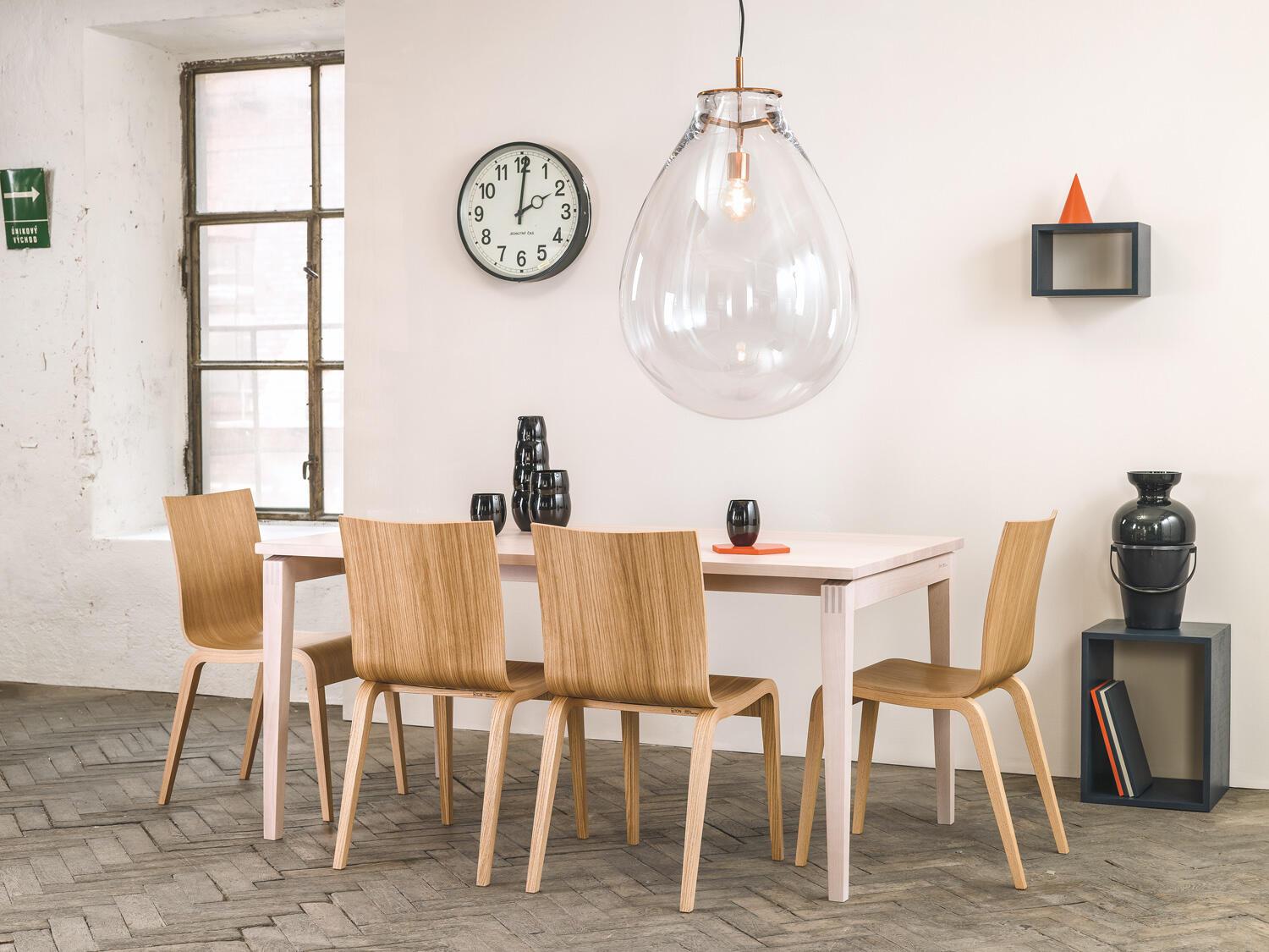 Simple Chair