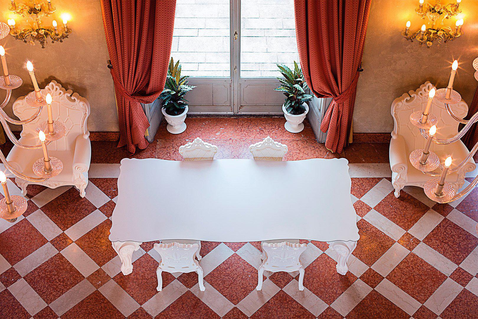 Sir Of Love Dining Table-Contract Furniture Store for hospitality, leisure & commercial projects