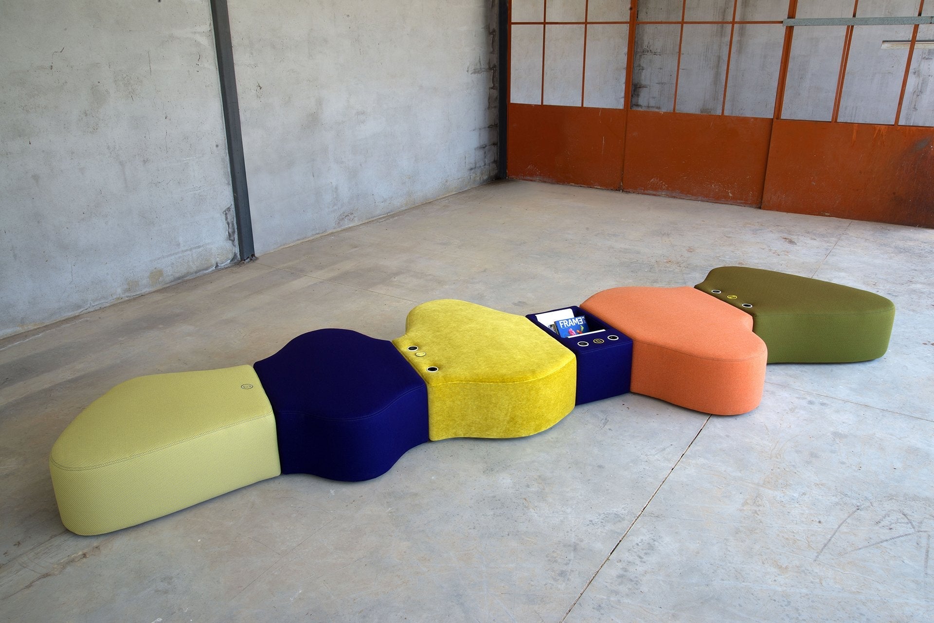 Sir-Pent Modular Seating-Contract Furniture Store for hospitality, leisure & commercial projects