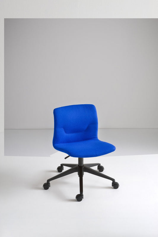 Slot 05R Uphol Side Chair