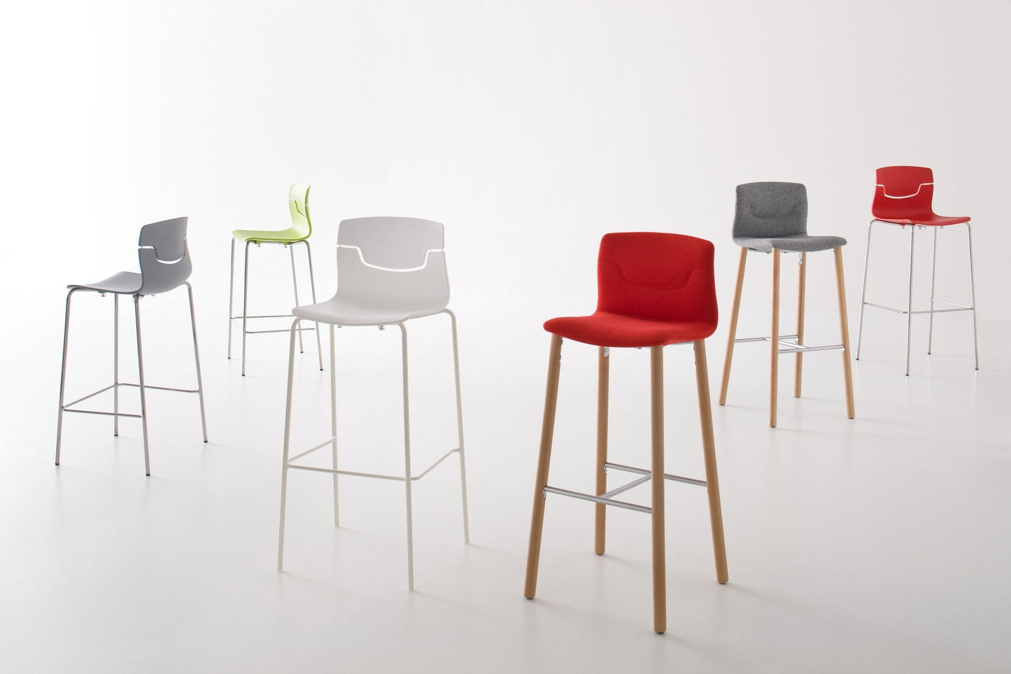 Slot BL Uphol High Stool