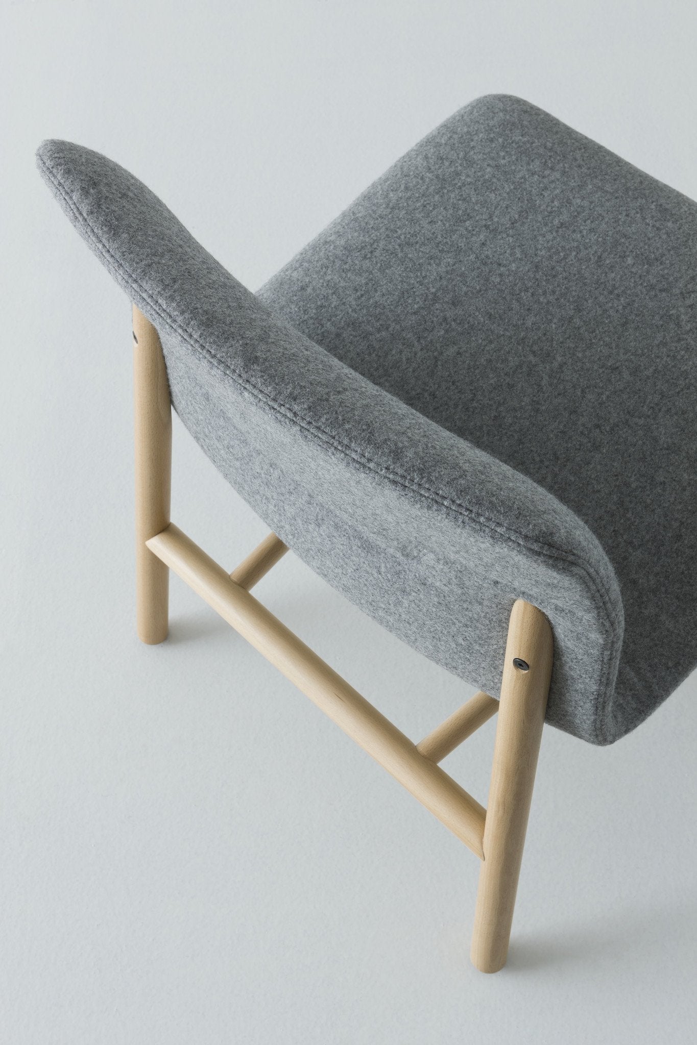 Slot L GL Uphol Lounge Chair