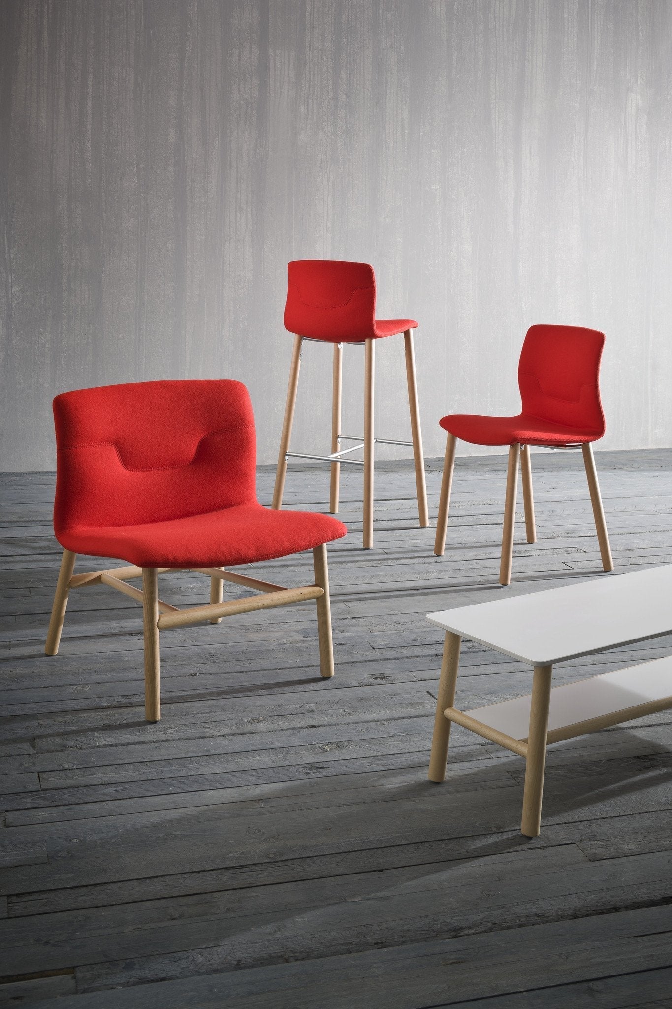 Slot L GL Uphol Lounge Chair