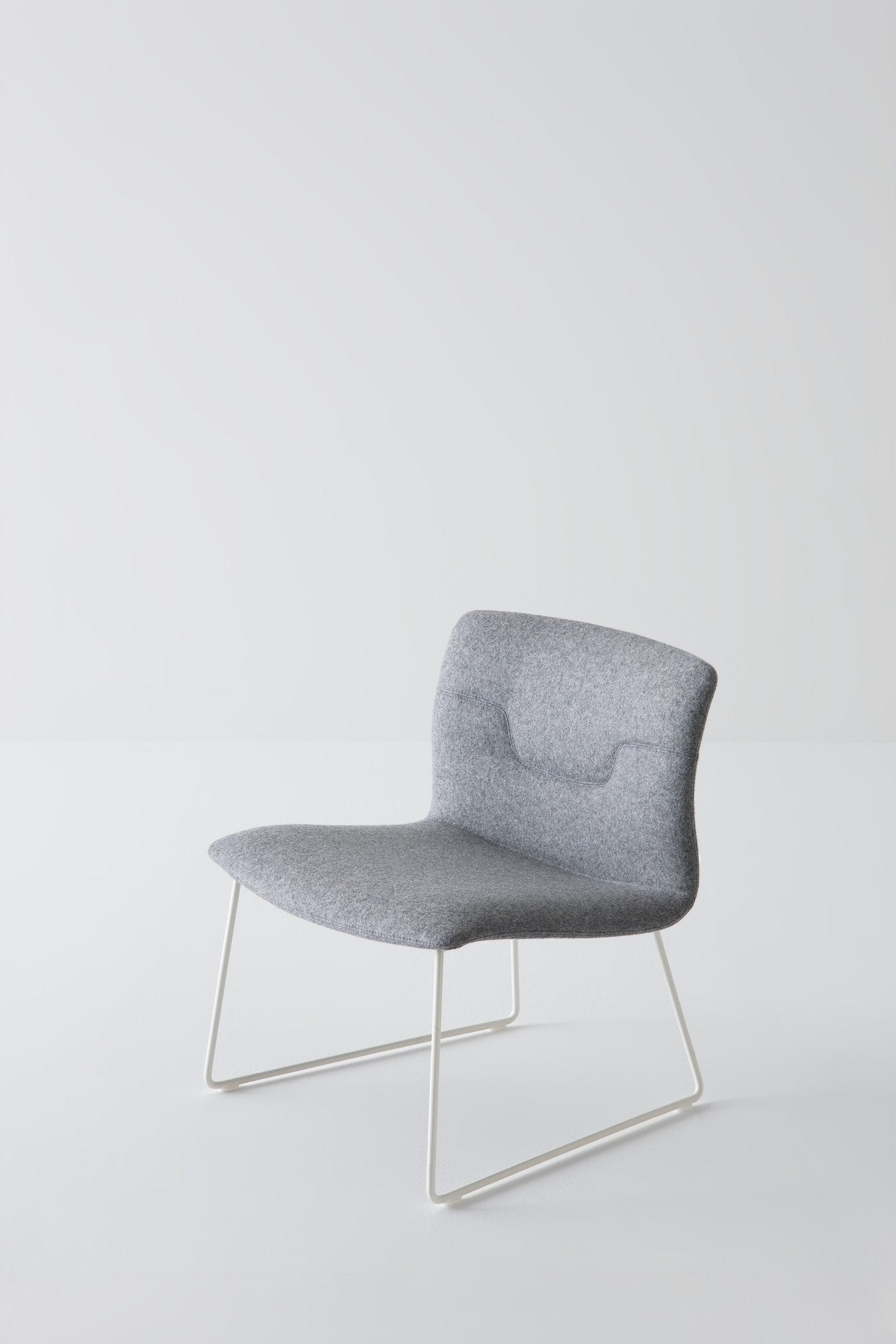Slot L S Uphol Lounge Chair