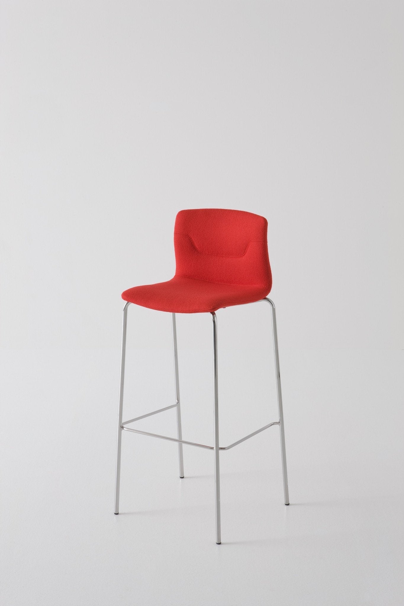 Slot Uphol High Stool