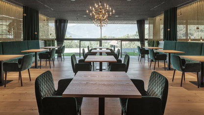 Sofie 059 Armchair